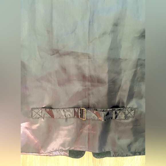 R&R Vest ( Rest and Relaxation Vest) 
100 percent Leather Vest - Picture 9 of 10